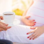 آیا نوشیدن قهوه در دوران بارداری ضرر دارد؟