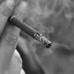 سیگار کشیدن چه تاثیراتی بر روی بدن انسان می‌گذارد؟