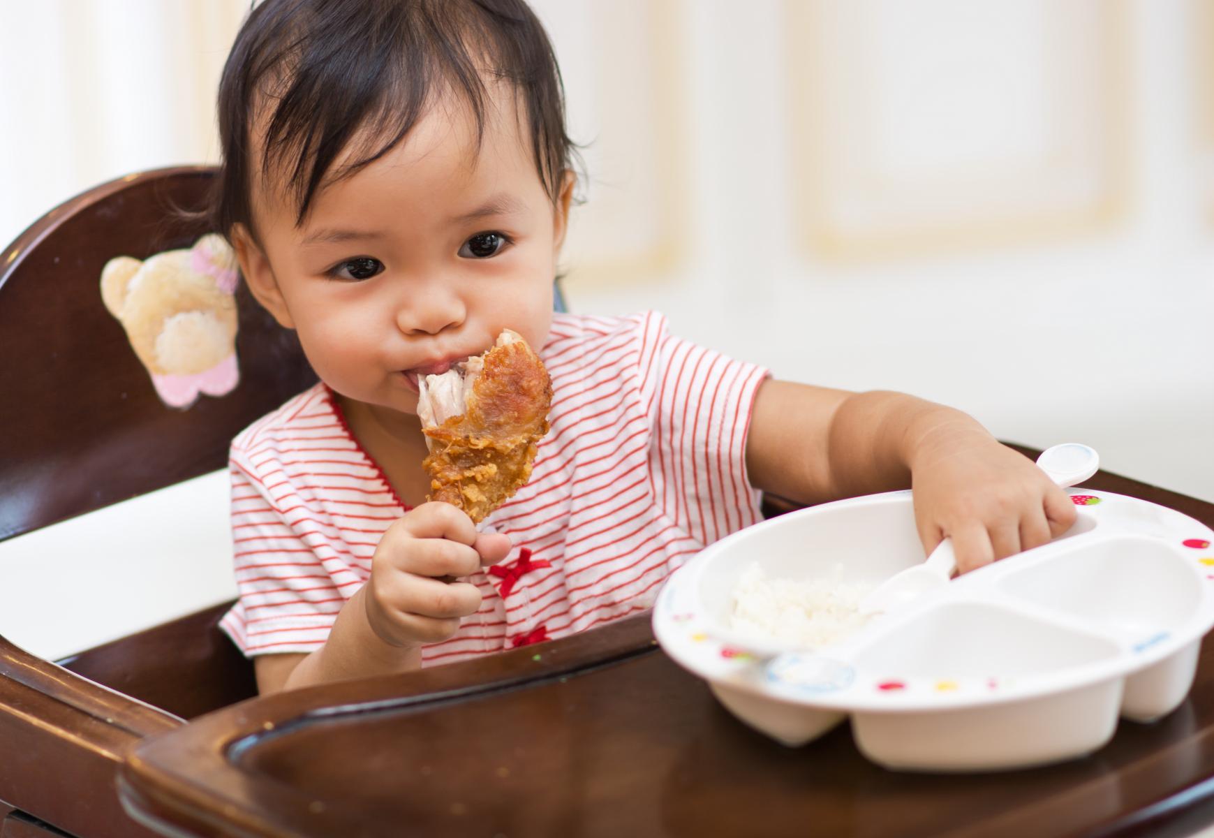 توصیه‌های کاربردی در رابطه با عادات غذا خوردن کودکان